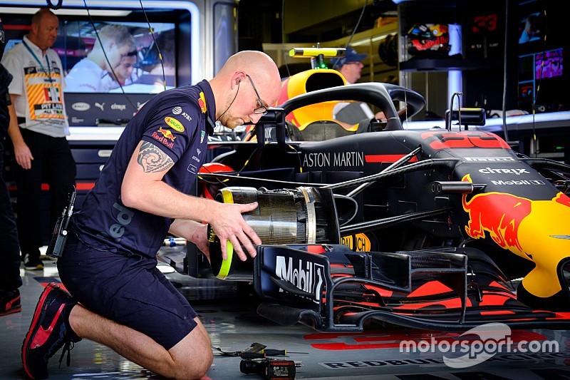 Red Bull: Мы обеднели на 15 миллионов евро из-за изменения регламента к сезону-2019
