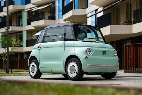 Biplaza, estiloso y para conductores desde 15 a&ntilde;os: el el&eacute;ctrico por 9.890 &euro;