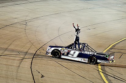 Rookie William Byron wins again with late-race pass