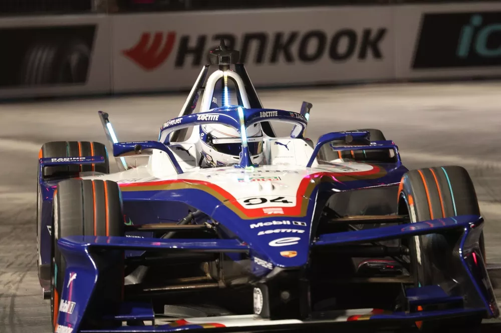 #94, Pascal Wehrlein, Porsche 99X Electric Gen3, PORSCHE FORMULA E TEAM