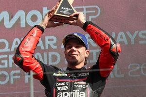 Bezzecchi destaca que "siempre crey&oacute;" en el proyecto de Aprilia en MotoGP