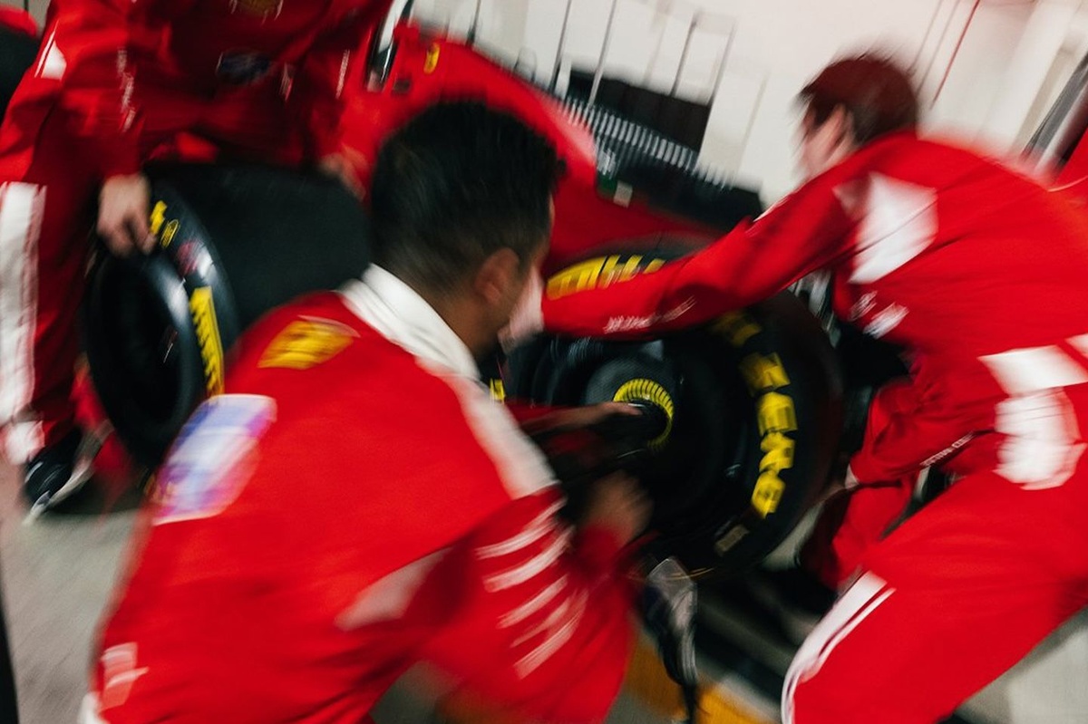 F1: Como funciona e é organizada a equipe de pit stop da Ferrari?