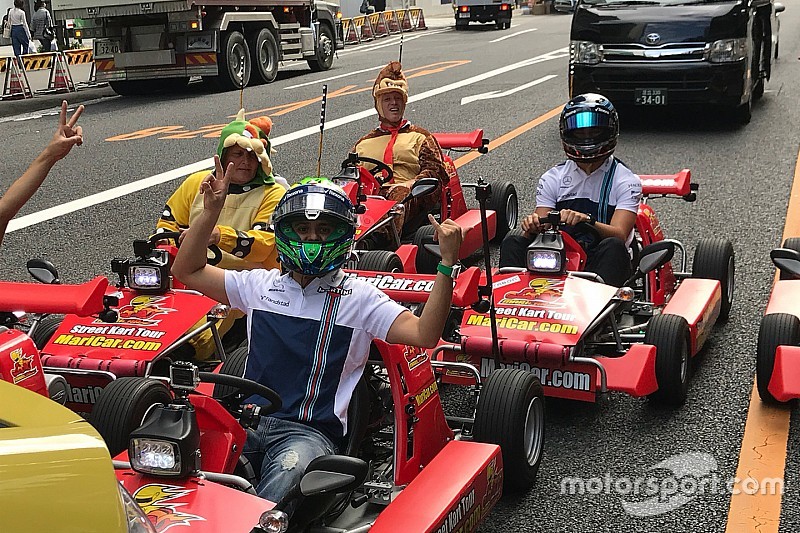 Massa curte dia de “Mario Kart” antes do GP do Japão