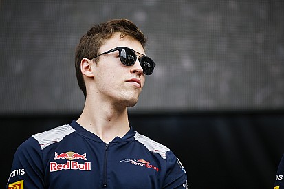 Chefe da Toro Rosso: Red Bull “perdeu confiança” em Kvyat