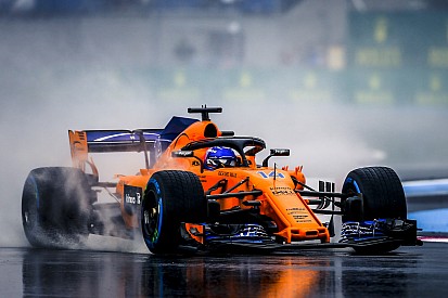Alonso "gerileyen" McLaren'da elinden geleni yaptığını düşünüyor