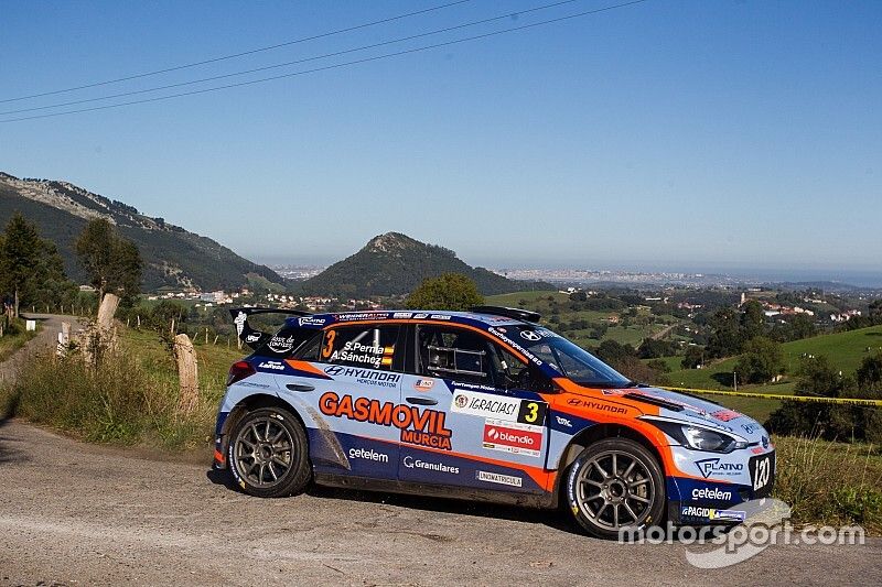 Surhayen Pern&iacute;a - Alba S&aacute;nchez (Hyundai i20 R5)