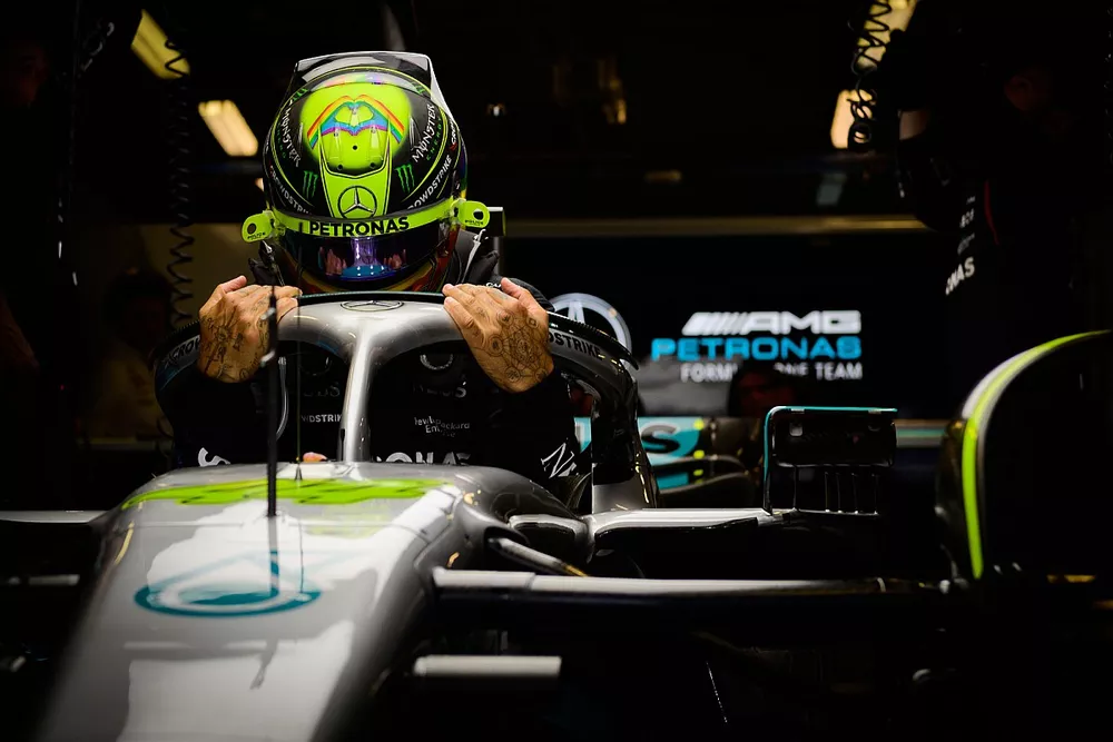 Lewis Hamilton, Mercedes W13