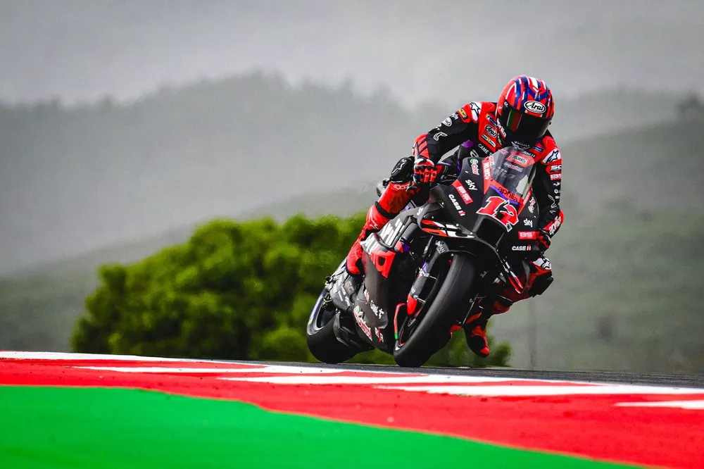 Maverick Vi&ntilde;ales, Aprilia Racing Team
