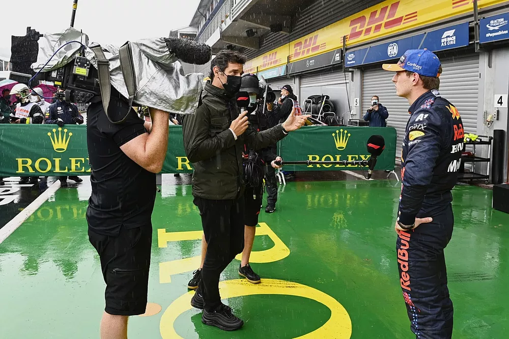Mark Webber interviews pole man Max Verstappen, Red Bull Racing, after Qualifying