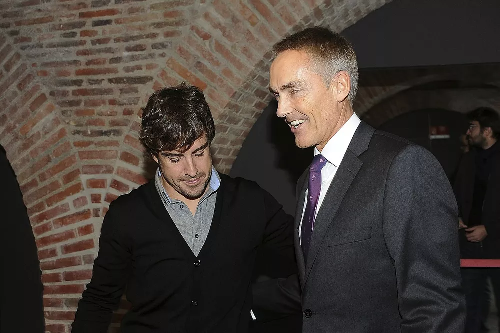 Fernando Alonso et Martin Whitmarsh &agrave; l'ouverture du mus&eacute;e Fernando Alonso