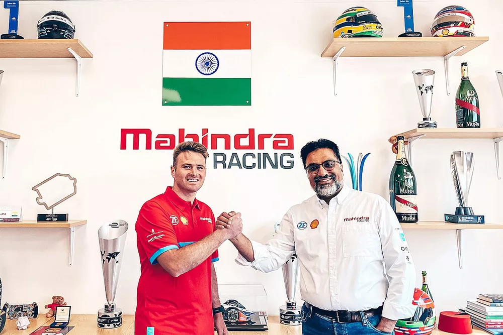 Oliver Rowland, Dilbagh Gill, Mahindra Racing CEO y jefe de equipo.