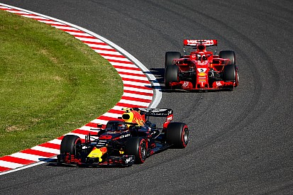Vettel négyszemközt beszélné meg Verstappennel a Japán Nagydíjon történteket
