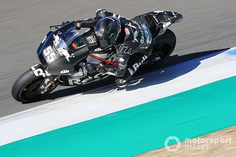 Struggling Tech 3 KTMs