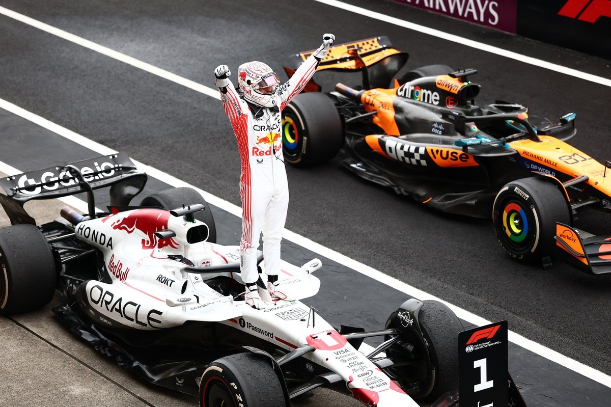 max-verstappen-red-bull-racing