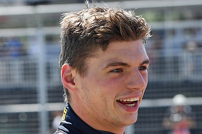 Verstappen egyetért Sainz-cal: „Néha s*ggfejnek kell lenned”