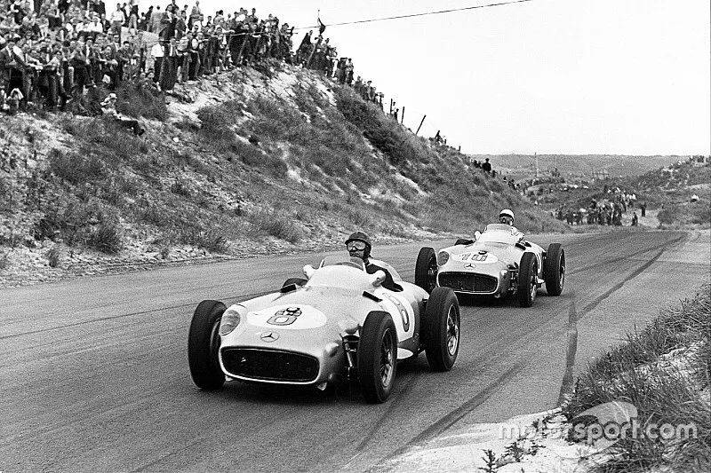 Juan Manuel Fangio, Mercedes-Benz W196