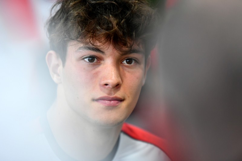 La soledad de un joven piloto en la F1: emotiva confesión de Bearman