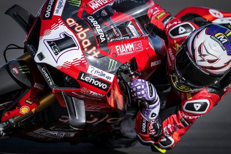 WSBK Aragon (Lauf 2): Alvaro Bautista feiert emotionalen Sieg beim Heimspiel!