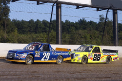 Chase Briscoe, Brad Keselowski Racing Ford and Matt Crafton, ThorSport Racing Toyota