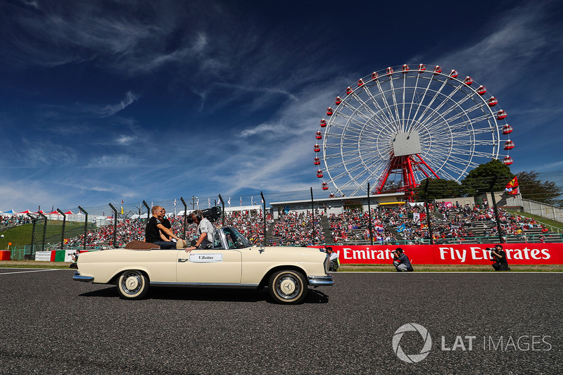 Valtteri Bottas, Mercedes AMG F1 on the drivers parade