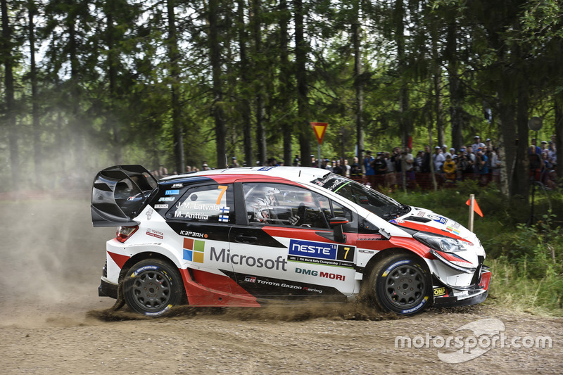 Яри-Матти Латвала и Миикка Анттила, Toyota Yaris WRC