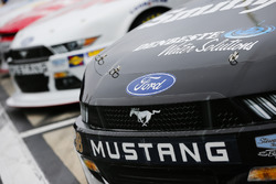 Aric Almirola, Stewart-Haas Racing with Biagi-Denbeste Racing, Smithfield/DenBeste Water Solutions Ford Mustang
