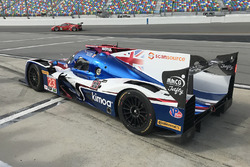 Fernando Alonso, United Autosports sale de pits