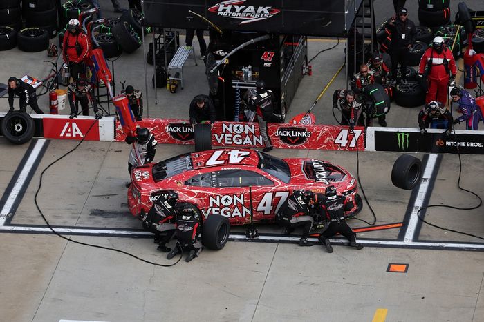Ricky Stenhouse Jr., Hyak Motorsports Chevrolet