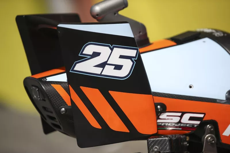 Détails des ailerons arrière de Trackhouse Racing