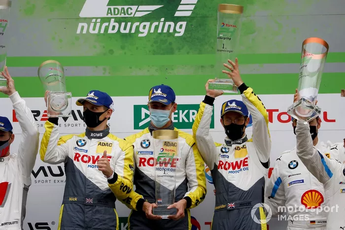 Podio: il vincitore della gara #99 Rowe Racing BMW M6 GT3: Alexander Sims, Nicky Catsburg, Nick Yelloly