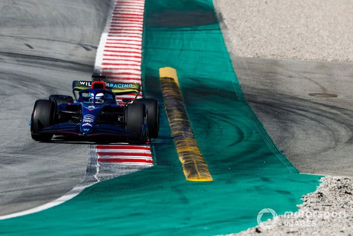Nicholas Latifi, Williams FW44