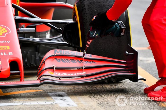 Front wing of Ferrari SF1000 