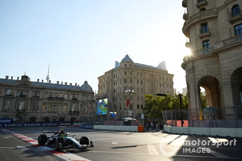 Lewis Hamilton, Mercedes F1 W15