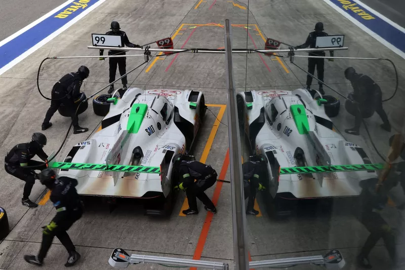 #99 Proton Competition Porsche 963 : Harry Tincknell, Neel Jani, Julien Andlauer