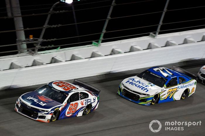 Daniel Suarez, TrackHouse Racing, Chevrolet Camaro iFly Jamie McMurray, Spire Motorsports, Chevrolet Camaro AdventHealth