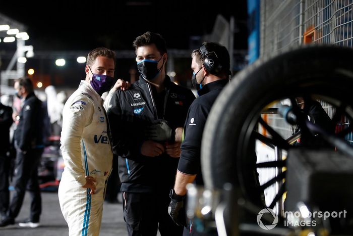 Stoffel Vandoorne, Mercedes-Benz EQ, en la parrilla