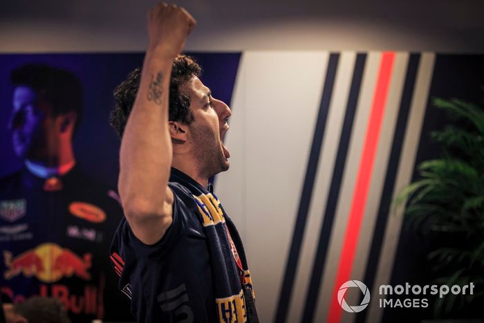 Daniel Ricciardo, Red Bull Racing apoya a los West Coast Eagles en la final de la AFL