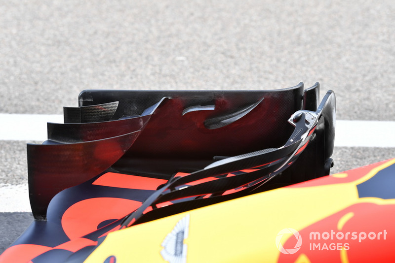 Red Bull Racing RB14 front wing detail