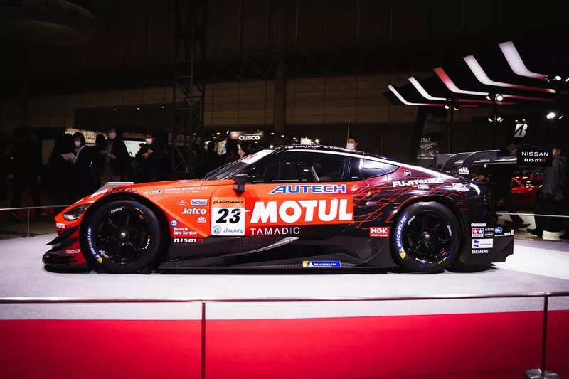 #23 MOTUL AUTECH Z