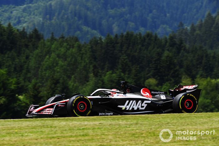 Kevin Magnussen, Haas VF-23