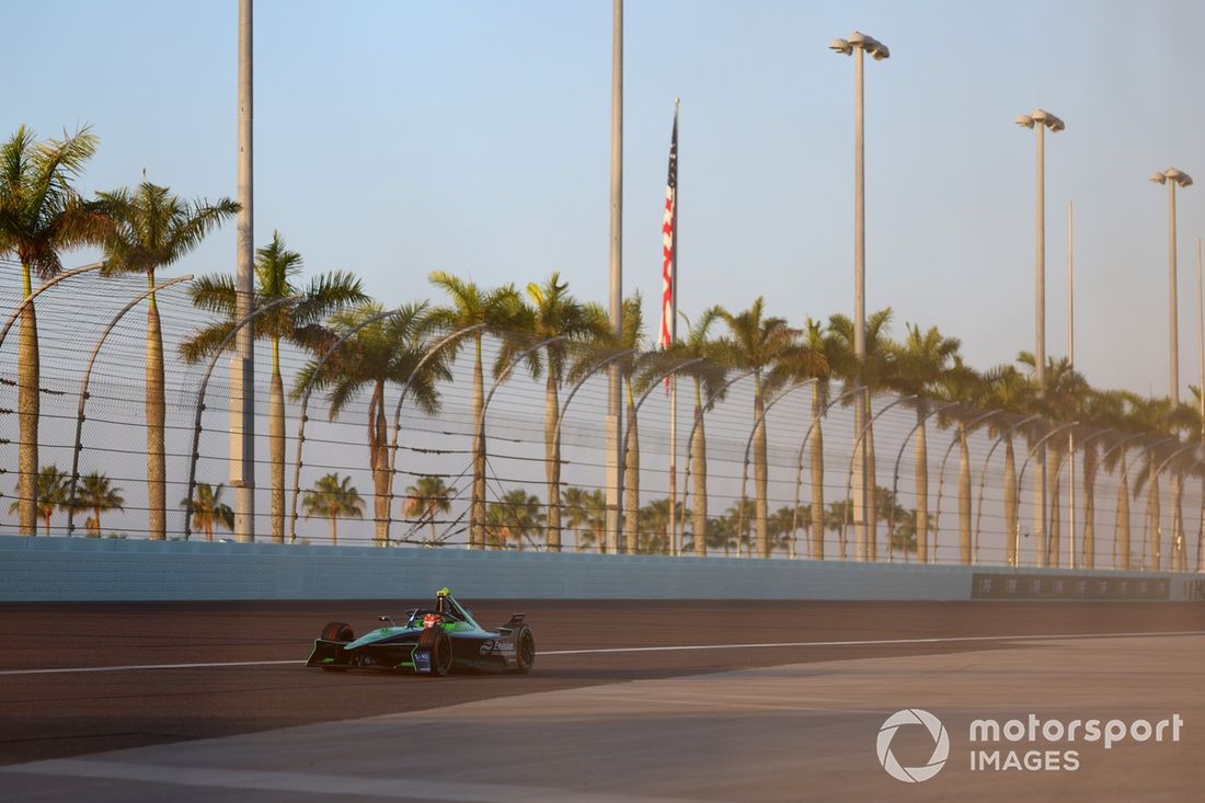 Robin Frijns, Envision Racing