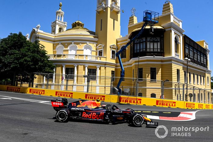 Sergio Pérez, Red Bull Racing RB16B