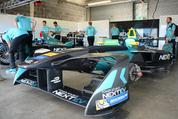 Area garage del NEXTEV TCR Formula E Team