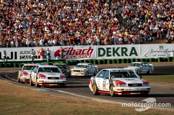 Hans-Joachim Stuck, Audi V8 quattro, por delante de sus compañeros Frank Jelinski y Walter Röhrl