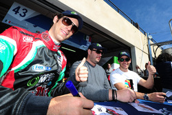 #43 RGR Sport by Morand Ligier JSP2 - Nissan: Ricardo Gonzalez, Filipe Albuquerque, Bruno Senna fir