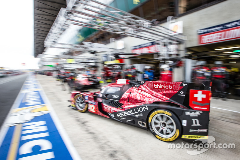 #12 Rebellion Racing Rebellion R-One AER: Nicolas Prost, Nick Heidfeld, Nelson Piquet Jr.