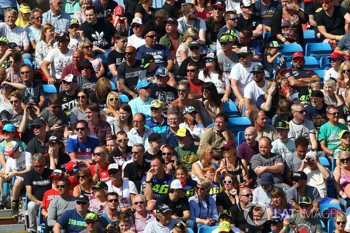 Espectadores en Silverstone