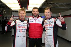 Ganadores de la pole #7 Toyota Gazoo Racing Toyota TS050 Hybrid: Mike Conway, Kamui Kobayashi, Jose 