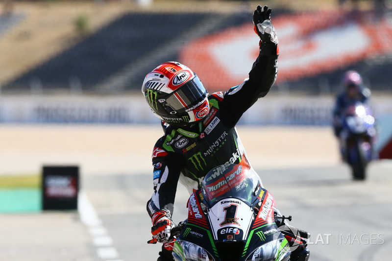 Ganador de la carrera Jonathan Rea, Kawasaki Racing