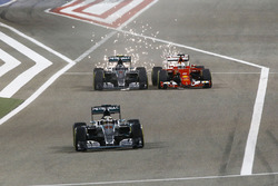 Nico Rosberg, 100 arranques de carrera de Mercedes AMG F1 - Bahrein 2015